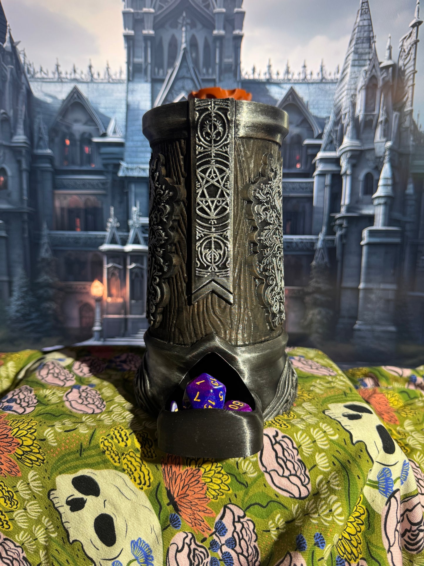 Gothic Dice tower Can holder